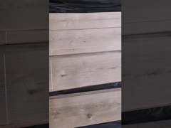 नॉटी अमेरिकन व्हाइट ओक लिबास