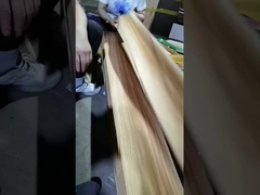 एल्म वेनिअर क्वार्टर कट