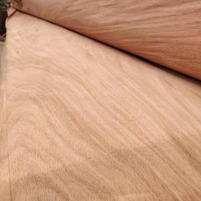 प्लाईवुड के लिए 0.15-0.3 मिमी के साथ प्राकृतिक लकड़ी रोटरी कट पीक्यू लिबास शीट