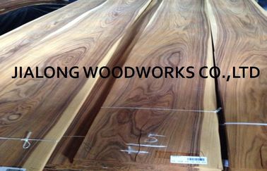 चेयर / रंगे लकड़ी लिबास के लिए प्राकृतिक सुगन्धित लकड़ी लिबास सैंटोस क्राउन कट